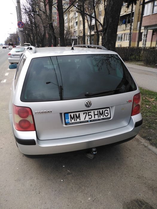 Vînd vw pasat an 2004 motor 2.0