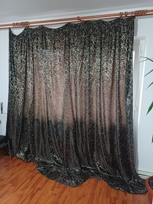 Vand 2 buc draperii