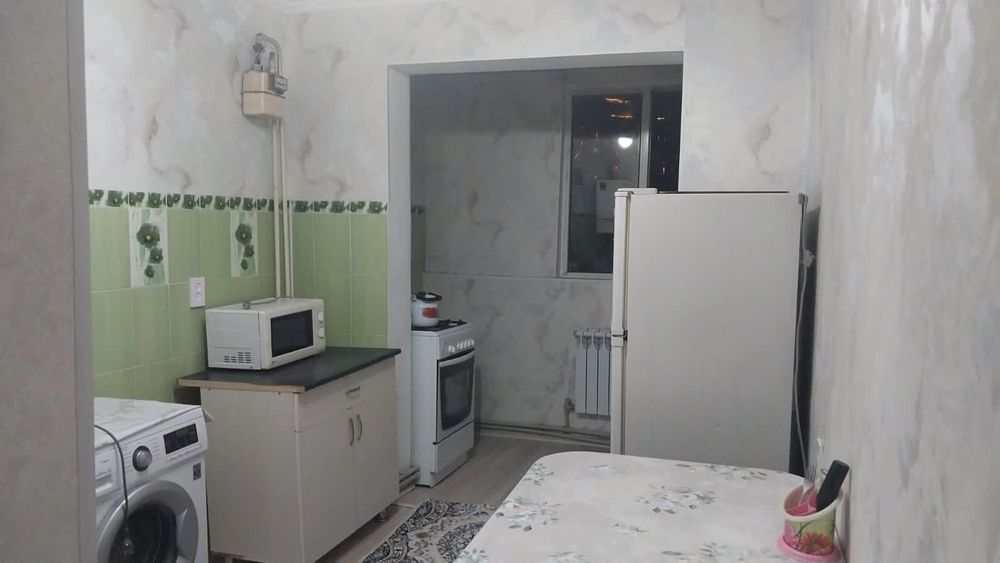 8 мкр  2х комнат 5 эта