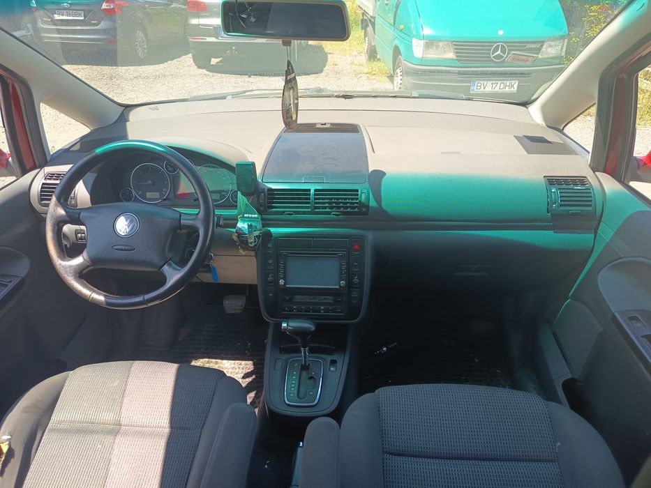 Volkswagen Sharan din anul 2007 Automată
