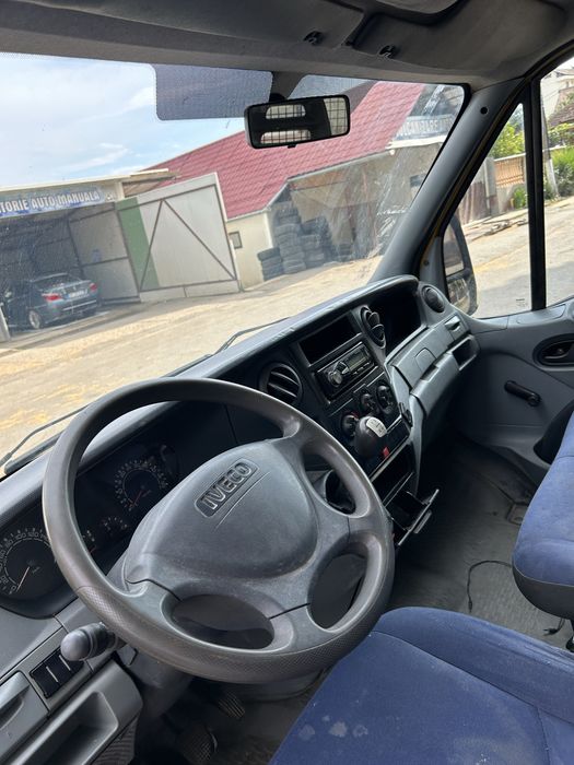 Vand sau schimb iveco daily 35c12