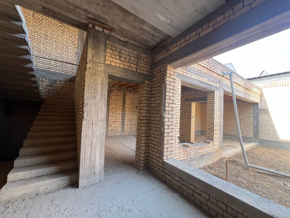 Mehnat 6-kvartl Nanogen klinikasi 5-sotok Korobka sotiladi