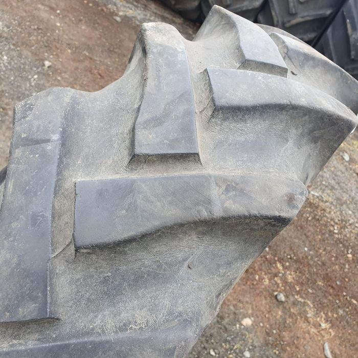 Cauciucuri 9.5-24 (250/85R24) Pirelli Anvelope SH John Deere Deutz