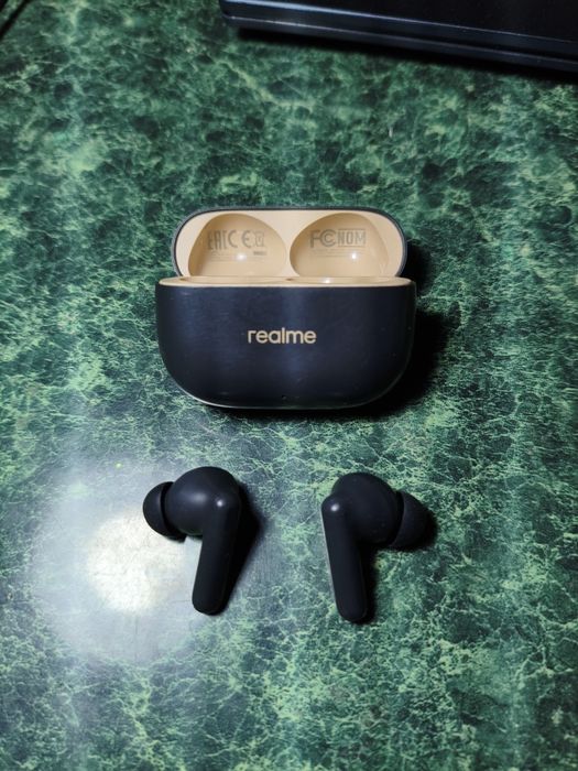 Наушники Realme Buds T300