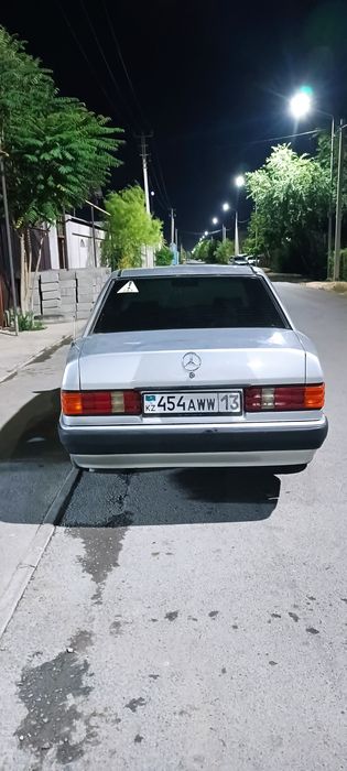 Машина мерсадес 2 куб