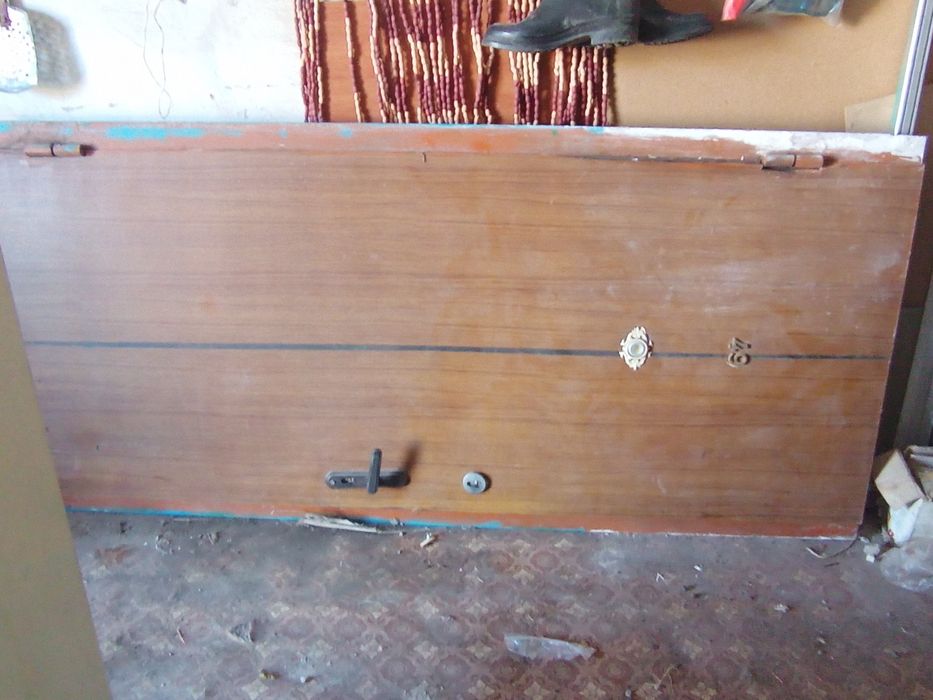 Продам входные железные двери