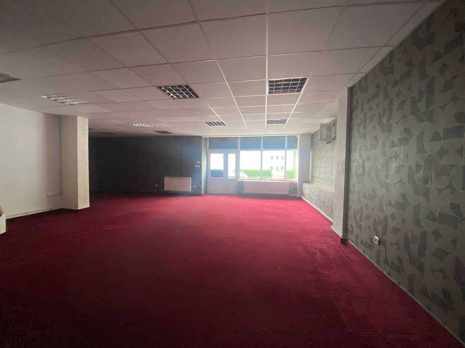 De vanzare Spatiu comercial Sacele 70mp - Eletrcoprecizia