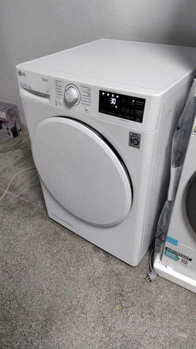 A+++ Сушилня с термопомпа LG-ЛГ 8 кг Auto Cleaning Condenser RT8DIHP