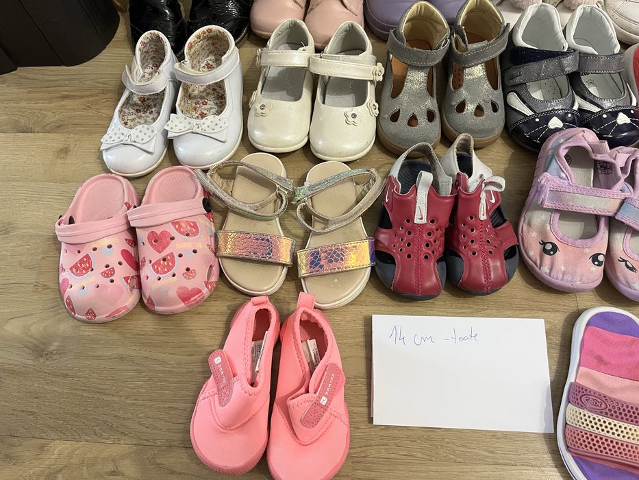 Lot incaltaminte, ghete, pantofi sport, papuci, 12cm , marimea 22/23