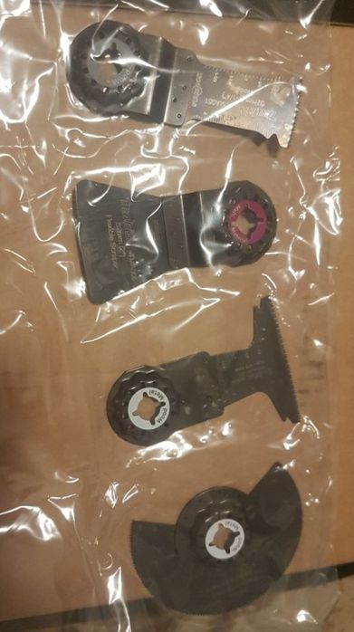 Set de 4 Panze Setul este format din TMA045, TMA048, TMA051 și TMA066.