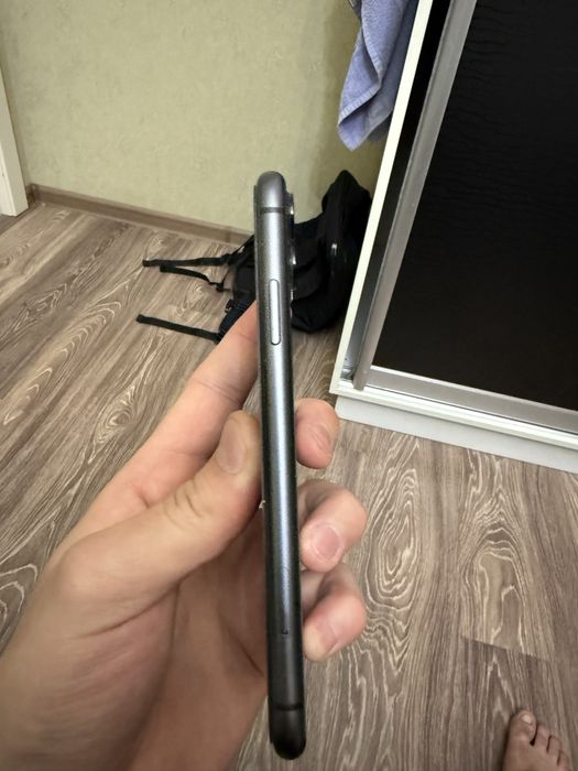 Iphone 11 вся в родне оригинал идеал