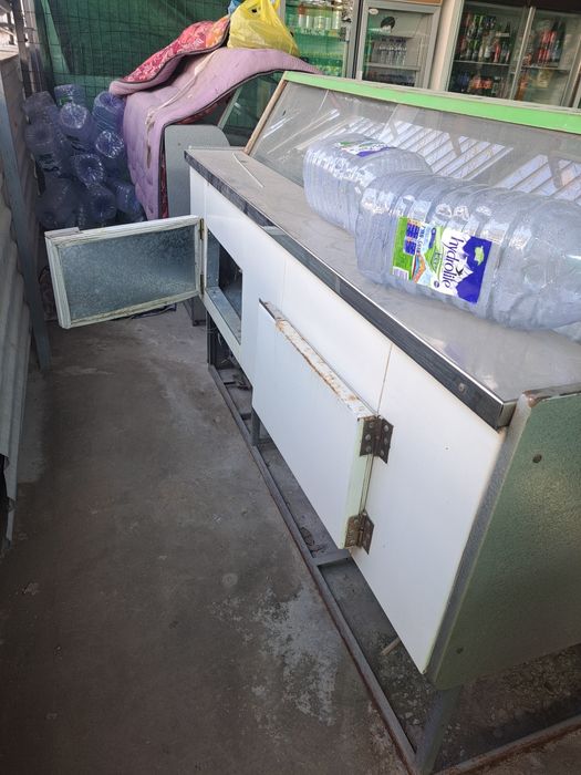 Витрина Холодильник