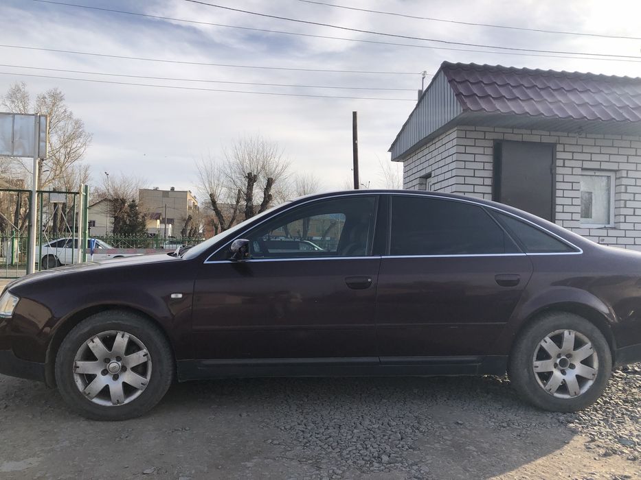 Audi A6 1998 года