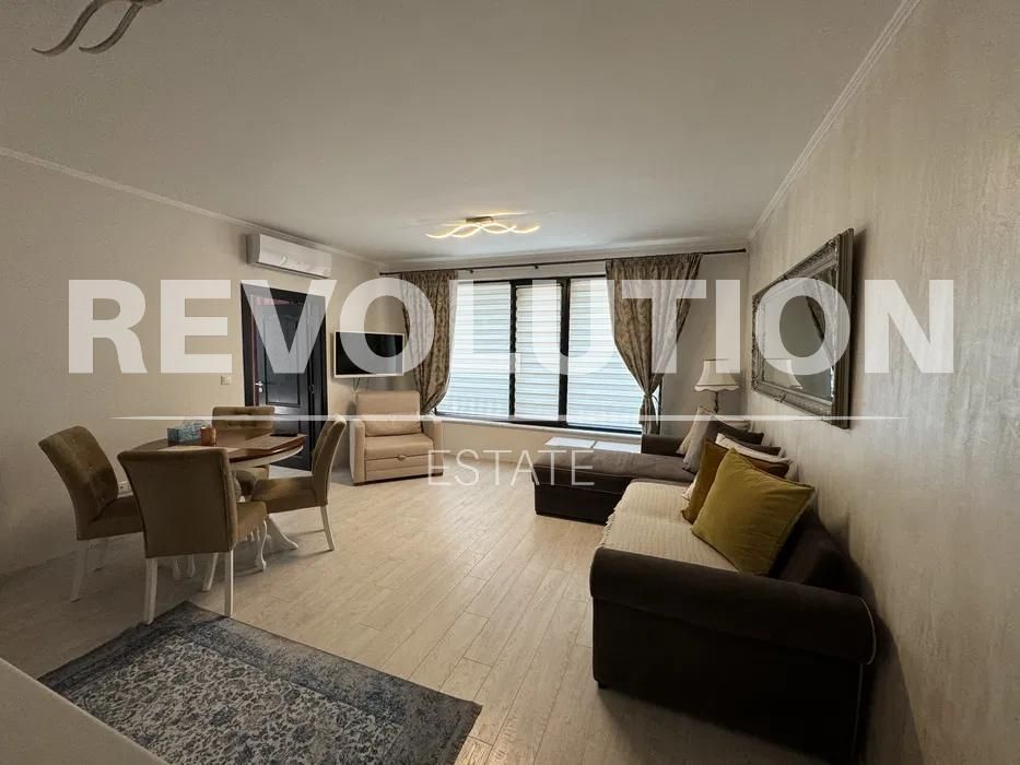 ЧУДЕСЕН ДВУСТАЕН АПАРТАМЕНТ в района на Евксиноград!