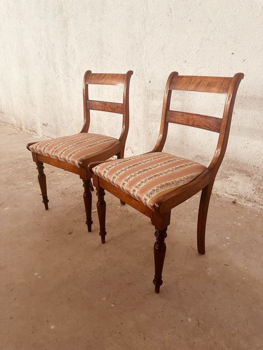 Комплект 2 трапезни стола от масивно дърво – стил Biedermeier