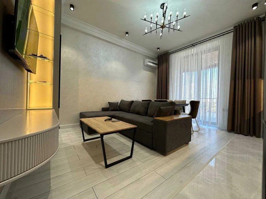 Жк Парисен! Сдаётся в аренду 3-х ком новая квартира