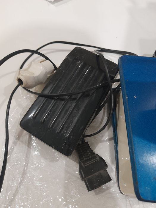 Продам  3х ниточный оверлок