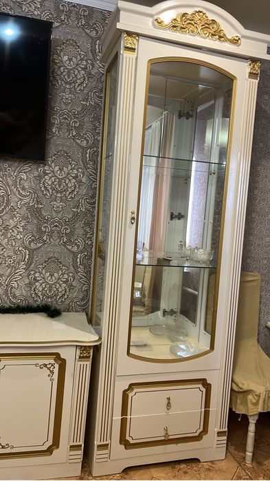 Продается комплект для гостиной Elegant дива , торг есть