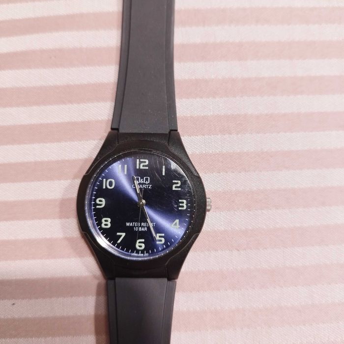 Часовник Q&Q 2 броя