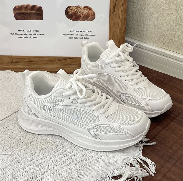 Летние кроссовки