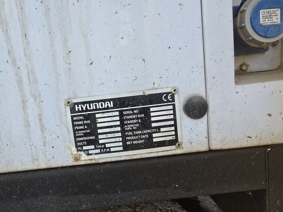Генератор Hyundai DHY45KSE + АВР / Hyundai DHY45KSE generatori + AVR