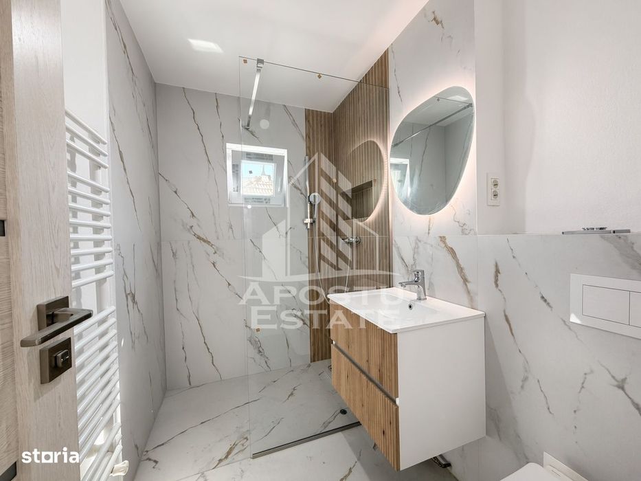 Apartament 3 camere de vanzare,decomandat,et.1Dambovita Nora,Timisoara