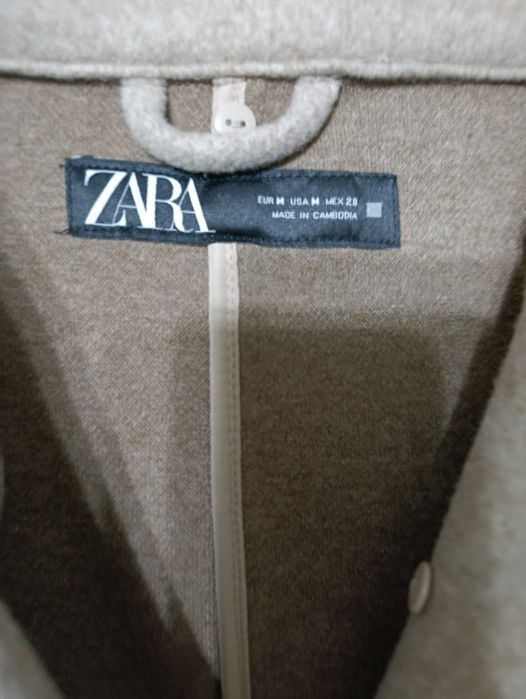 Новая пальто Zara