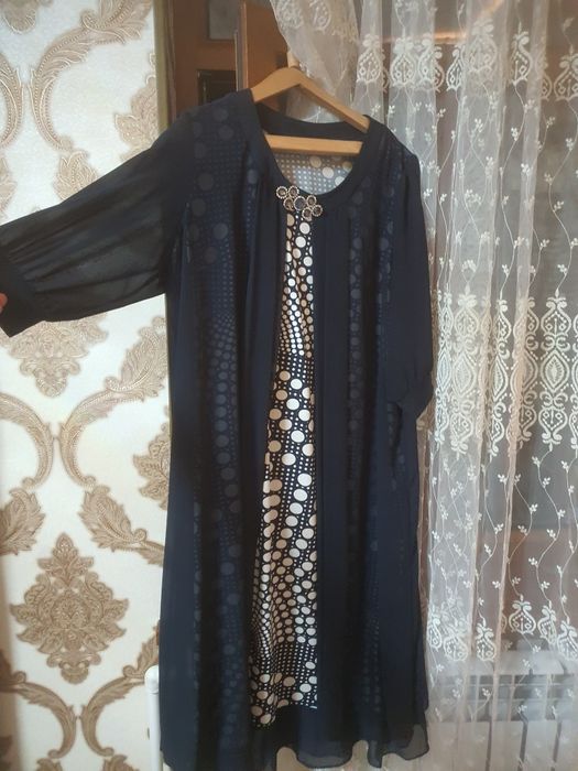 Платья женские .