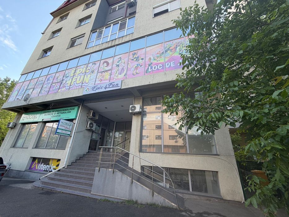 Spațiu Premium Comercial 350 mp – Intrare Proprie