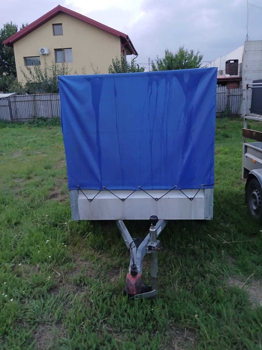 Remorcă 750 kg aproape nouă doar 3 utilizari