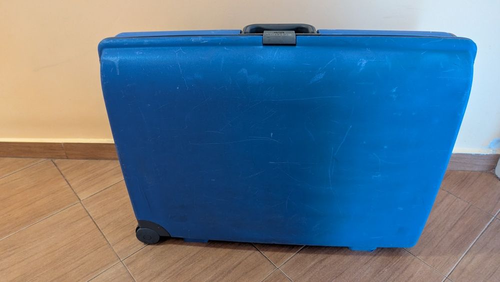 Пътнически куфар Samsonite - Carlton