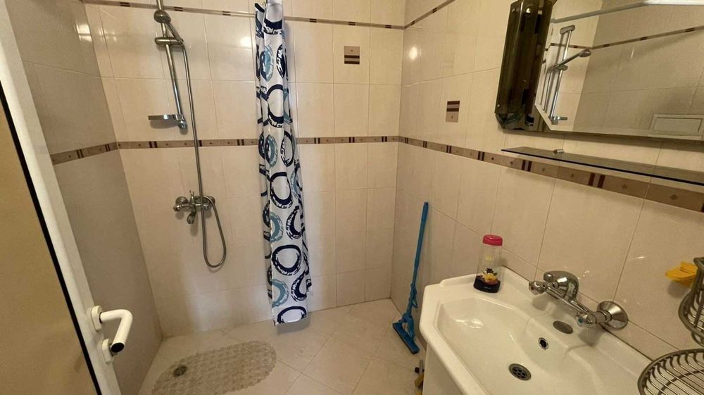 Дава се под наем Двустаен апартамент в София, Център - 60 кв.м за 700 € - Снимка #3