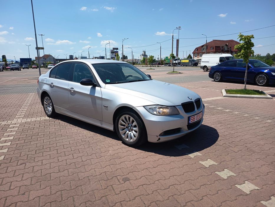 BMW e90 2L benzina cutie automată fac și unele variante