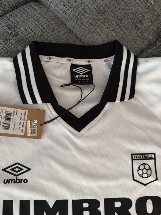 Tricou Umbro Barbati / Baieti  L  Nou Pret : lei
