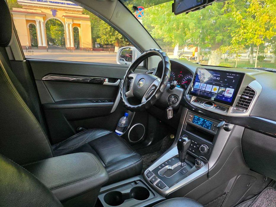 Продается Captiva-2 2011