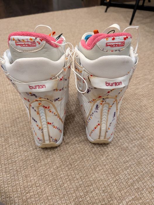 Boots Snowboard Damă Burton Emerald mărimea 38 (24 cm) - Model Floral