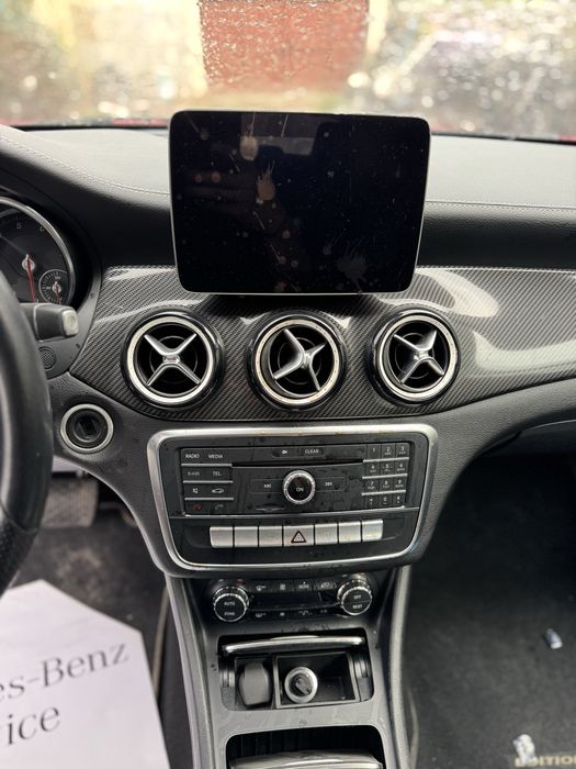 На части! Mercedes GLA200   2019та год facelift X156 AMG пакет