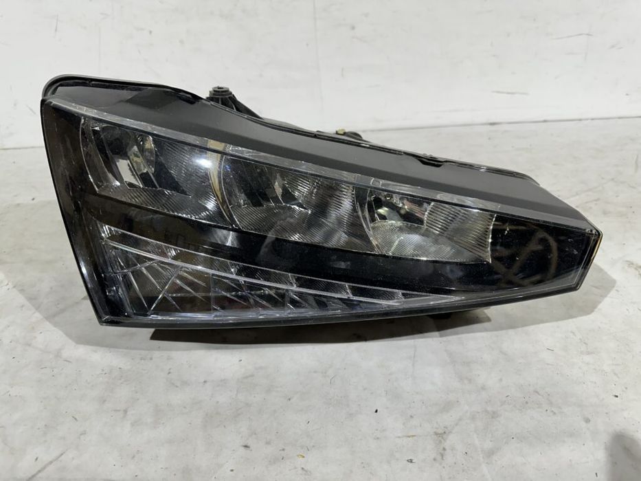 Far dreapta led, Skoda Scala, 2019, 2020, 2021, 2022, 2023, cod origine OE 657941016.