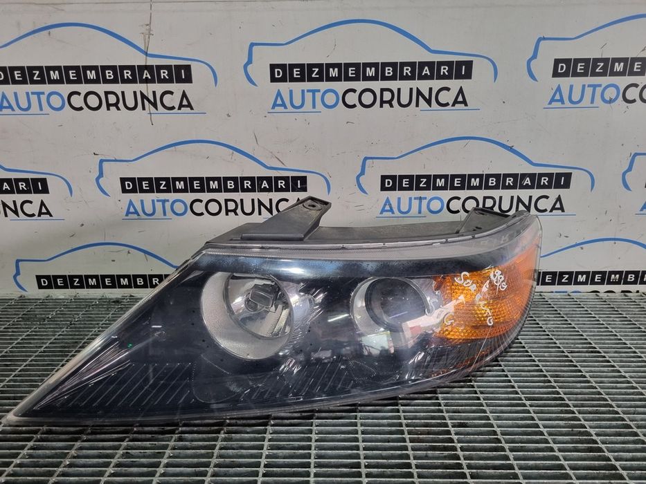Far Stanga Kia Sorento II 2009 - 2012 SUV 4 Usi (999) Fara xenon Garantie