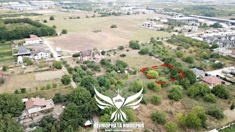 Продавам инвестиционен парцел/имот УПИ с площ от 521кв.м. в град Пловдив кв.Беломорски район Южен местност Бялата Воденица