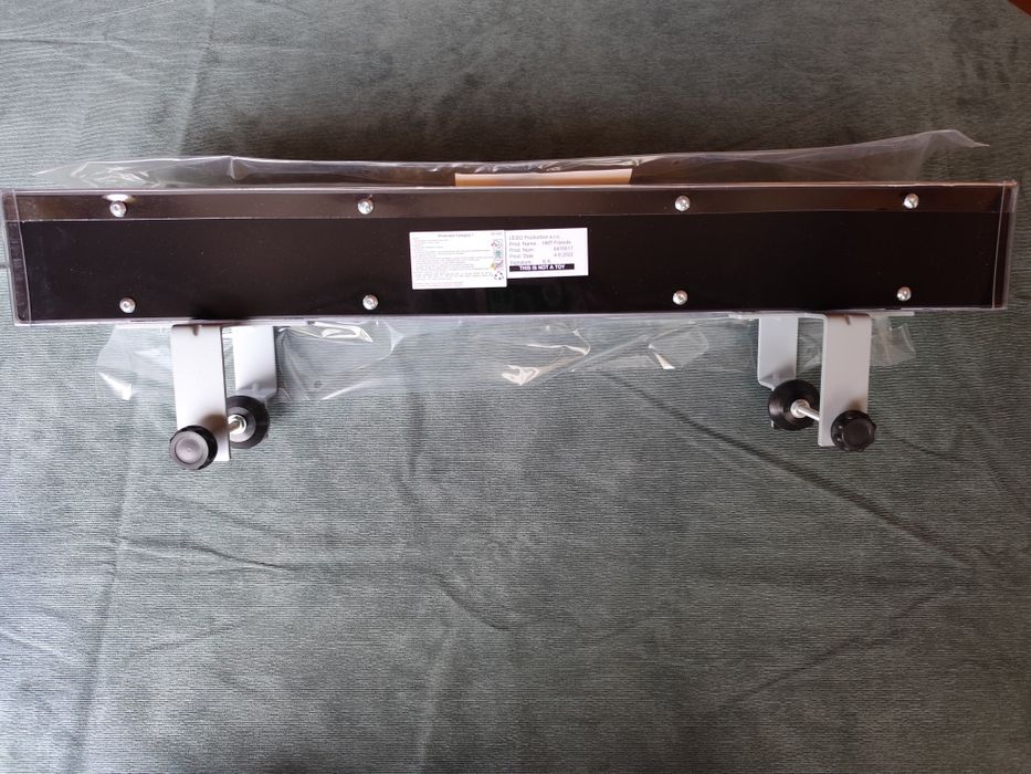 Продавам лего ...