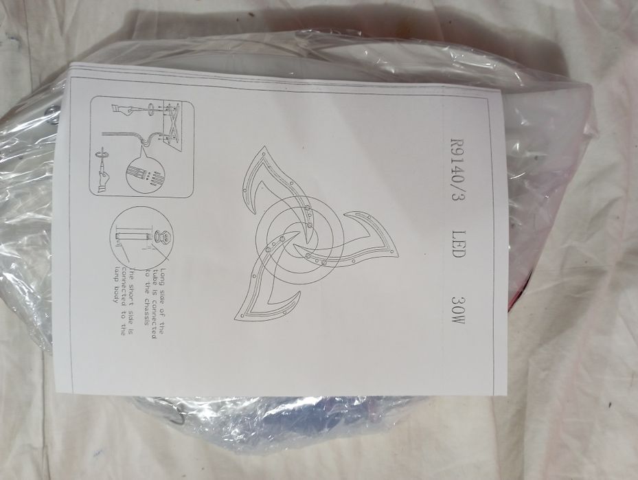 Lustă Led cu telecomanda