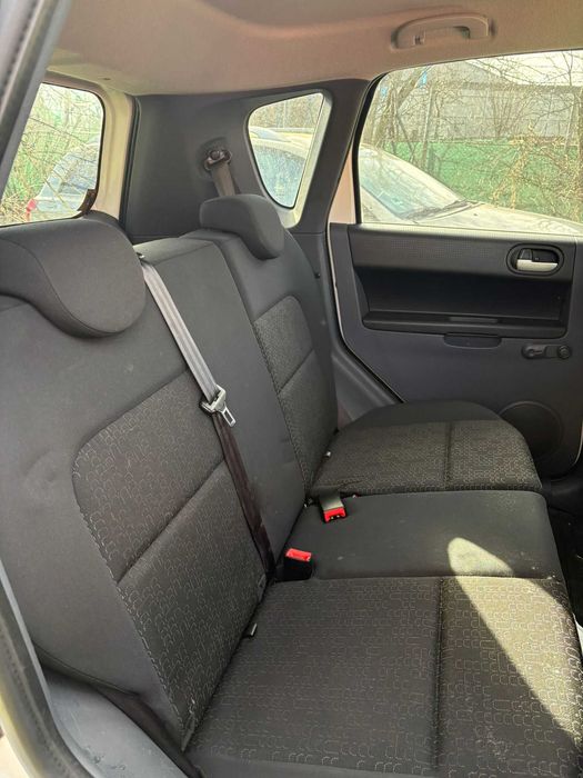 Mitsubishi  Colt /piese dezmebrari