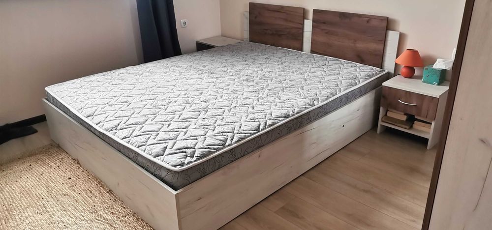 Спален комплект - двойна спалня, нощни шкафчета, трикрилен гардероб