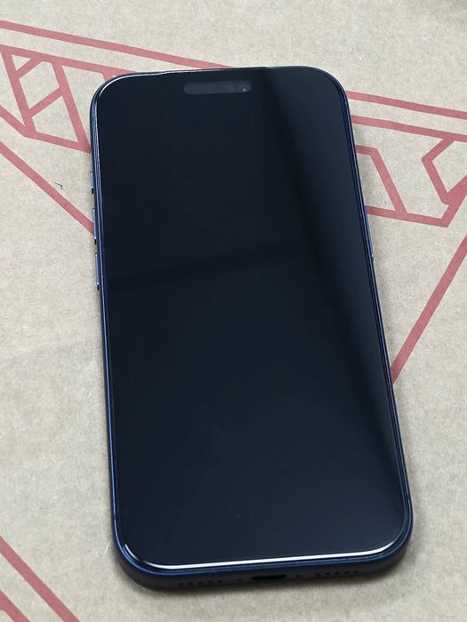 КАТО НОВ 256GB iPhone 17 Pro A1 Гаранция 2028 Deep Blue