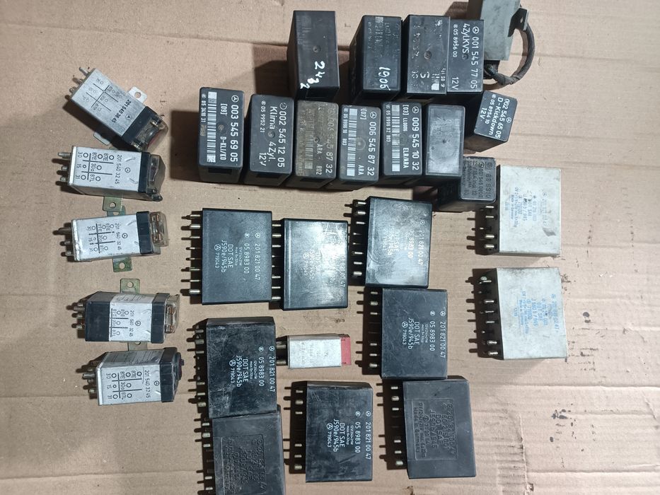 Части за Мерцедес 124