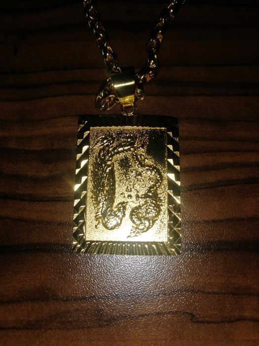 Синджир с медальон