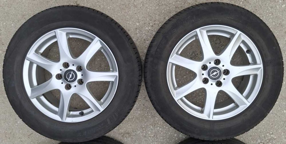 Летни гуми MICHELIN Primacy 4 - 205/60-16" като нови 2020г.