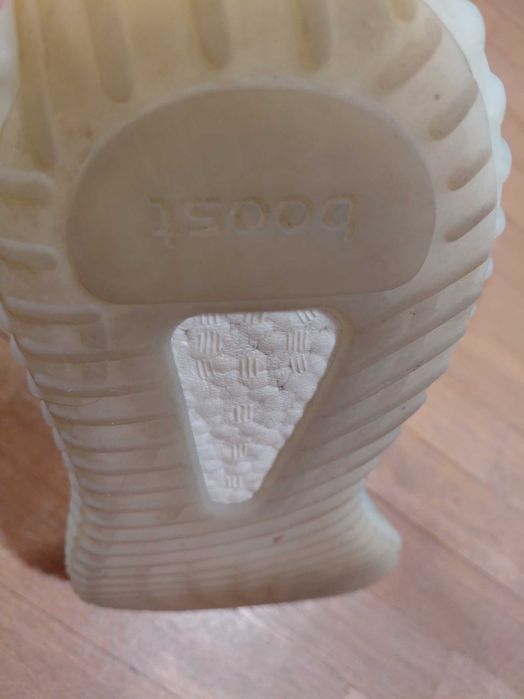 Adidas Yeezy Boost 350 V2 Zebra маратонки размер 43 и 1/3 спортни обувки
