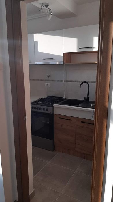 Inchiriez GARSONIERA  in blocul G2